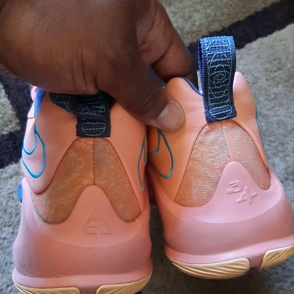 Been in the back of the closet to long, so I'm letting them go